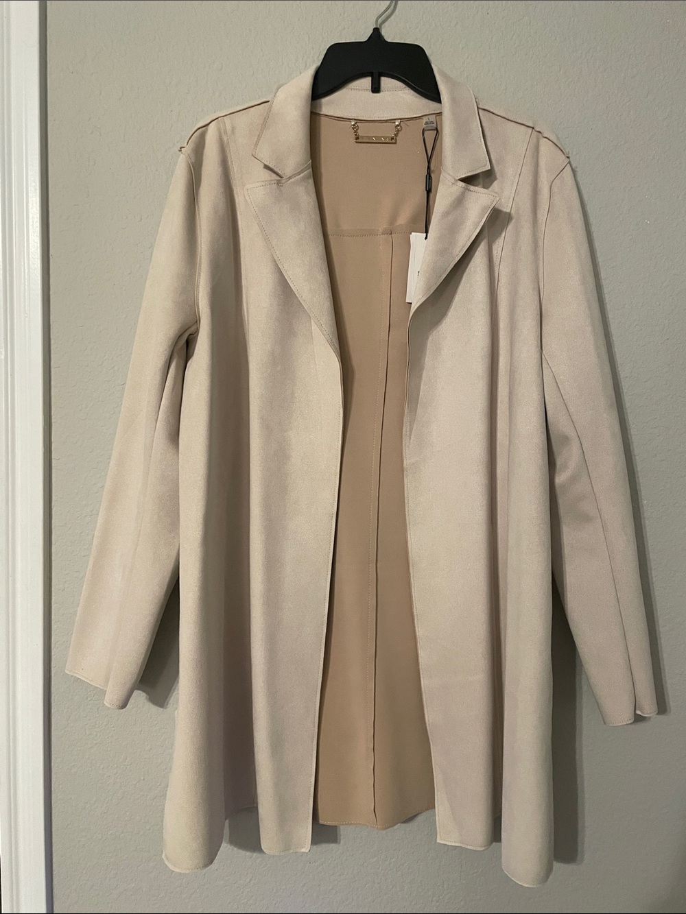 Tahari Light Cream Open Front Trench Coat